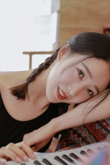 吴启华倚天屠龙记